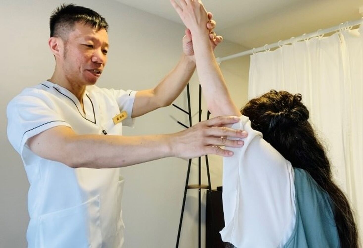 千代田区　半蔵門にある整体院　当院の特徴１(首、肩こり、腰痛、疲労回復)